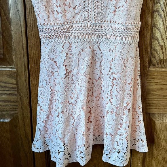 Francesca’s dress - Picture 2 of 5